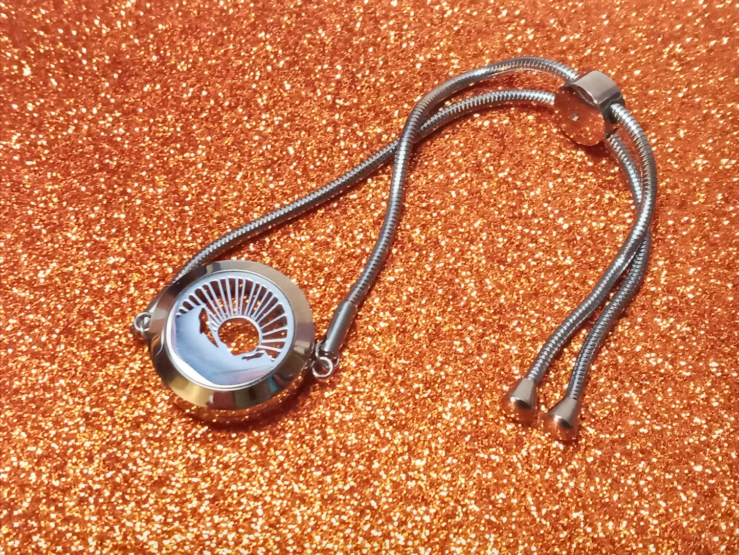 A Court of Thorns and Roses inspired bookish oil diffuser bracelet