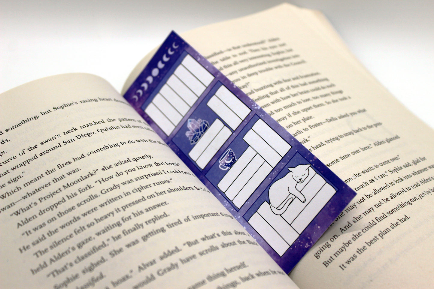 Reading Tracker Bookmark | Purple | 24 Books to Fill | Holographic Foil | Bookish Gift