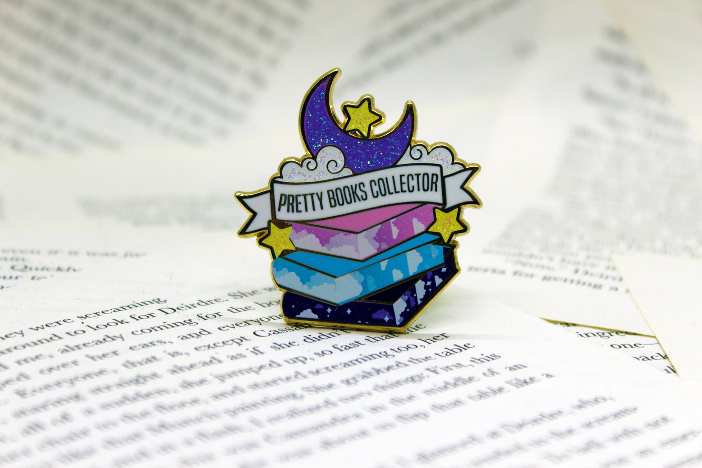 Pretty Books Collector hard enamel pin  | Book lover | Bibliophile