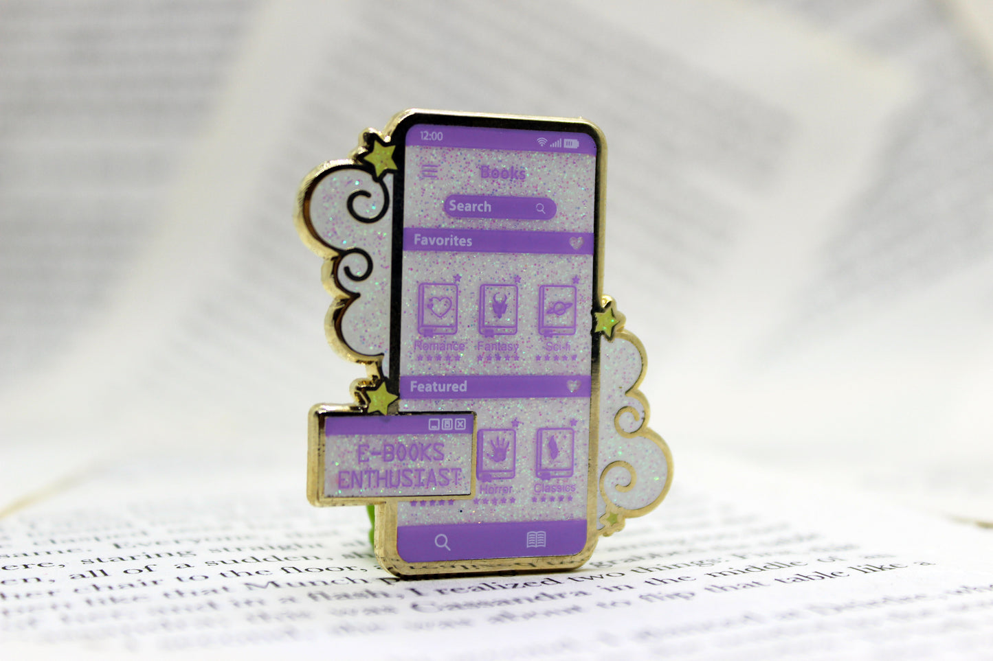 E-Book Enthuasiat Purple hard enamel pin | Book lover | Bibliophile