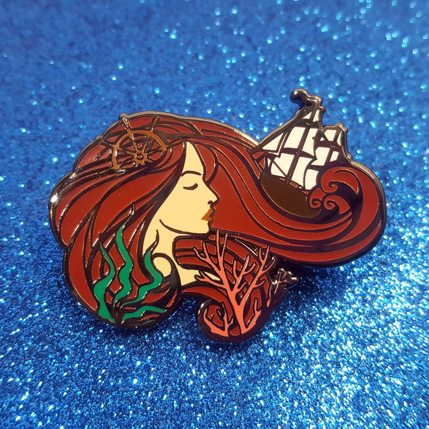 Daughter of the Pirate King | Fable | Seafire inspired bookish enamel pin